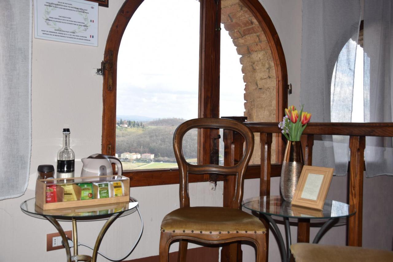 B&B Osteria Del Vicario Certaldo Buitenkant foto