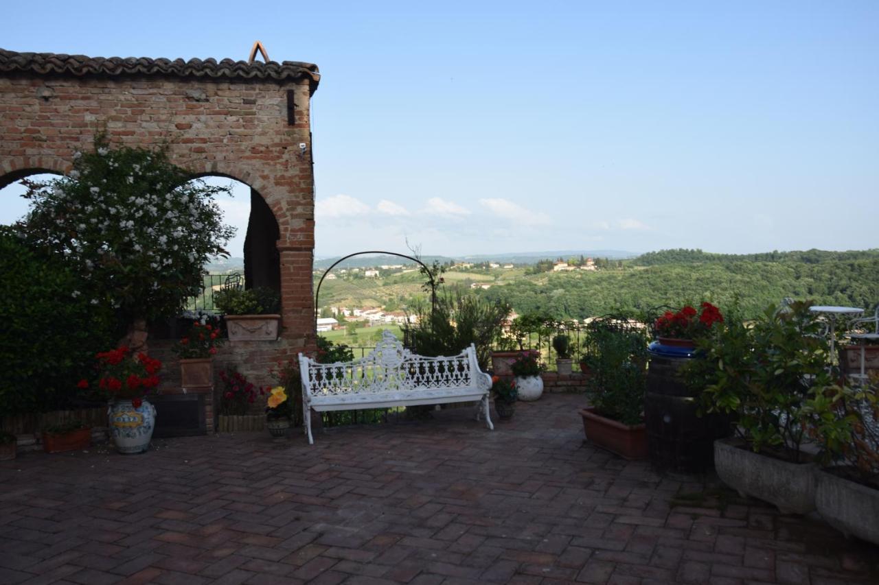B&B Osteria Del Vicario Certaldo Buitenkant foto