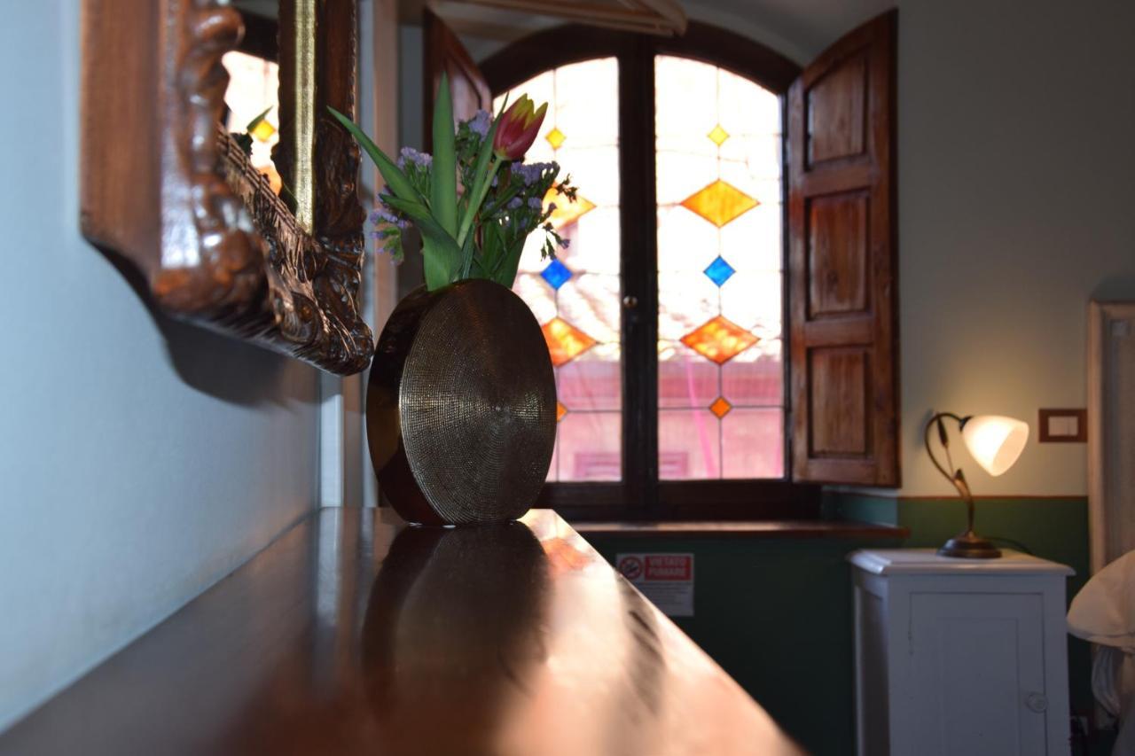 B&B Osteria Del Vicario Certaldo Buitenkant foto