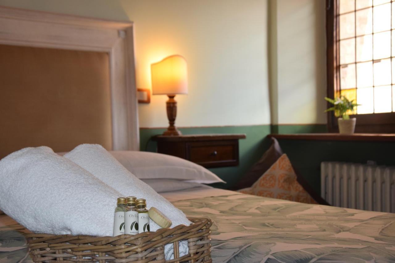 B&B Osteria Del Vicario Certaldo Buitenkant foto
